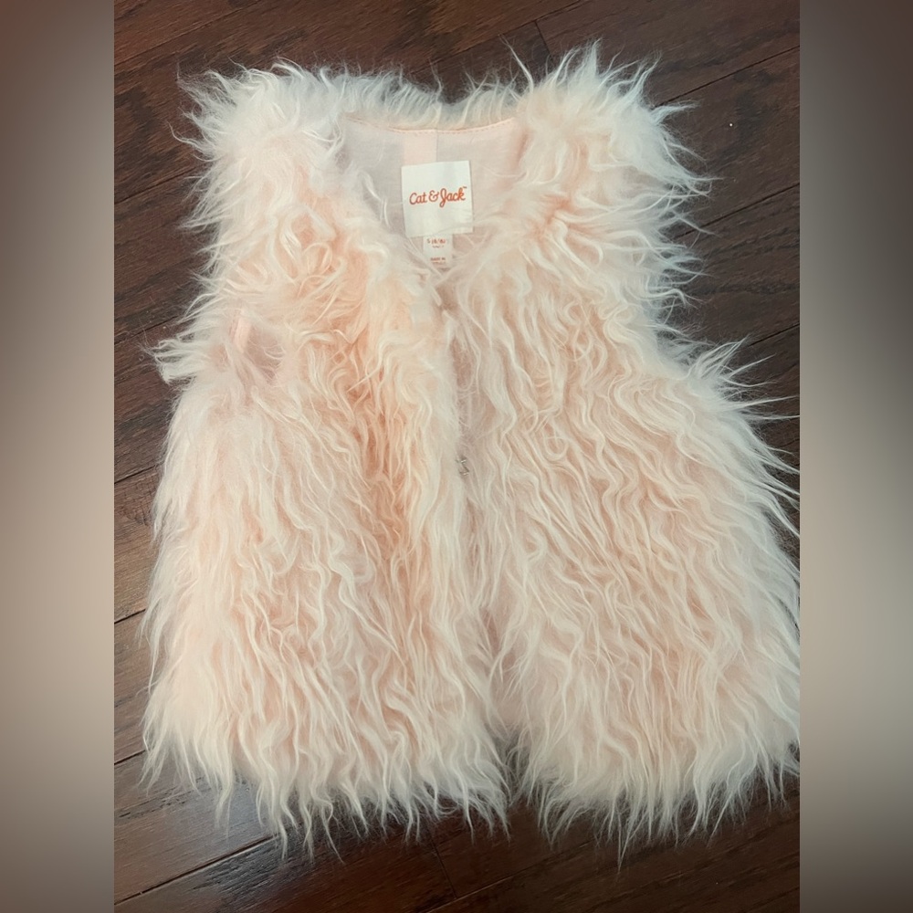Cat & Jack pink faux Sherpa fur vest size small